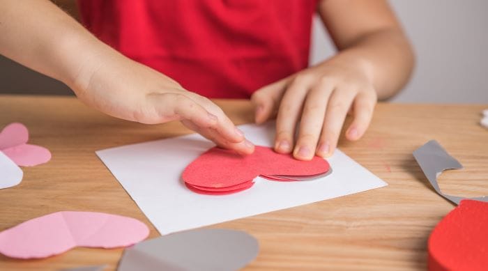 cartolina con cuore animato