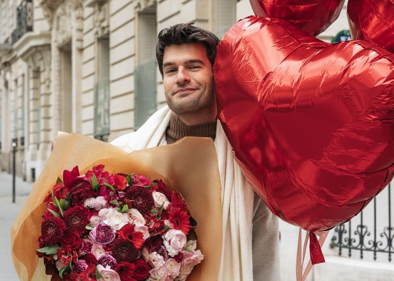 fare una dichiarazione d'amore a qualcuno