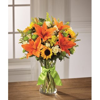 The FTD Sunlight Lily Arrangement